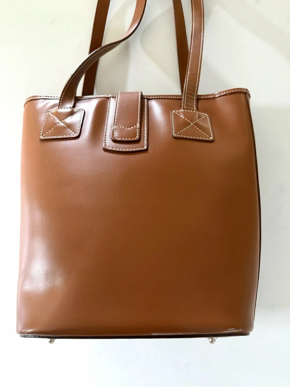 DOONEY & BOURKE•British tan leather bucket shoulder bag EUC
